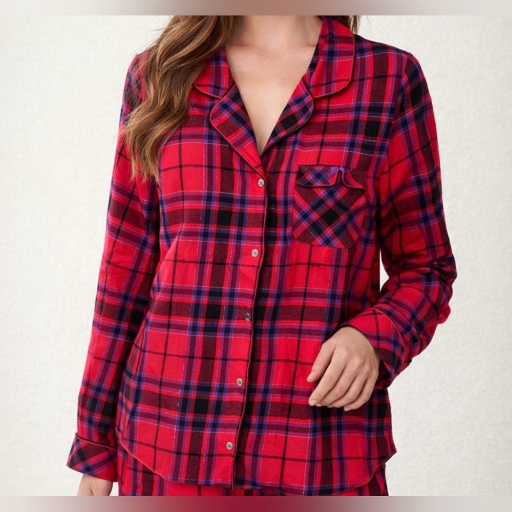 Victoria’s Secret Plaid Pajama Button Front Top Red Black Size S